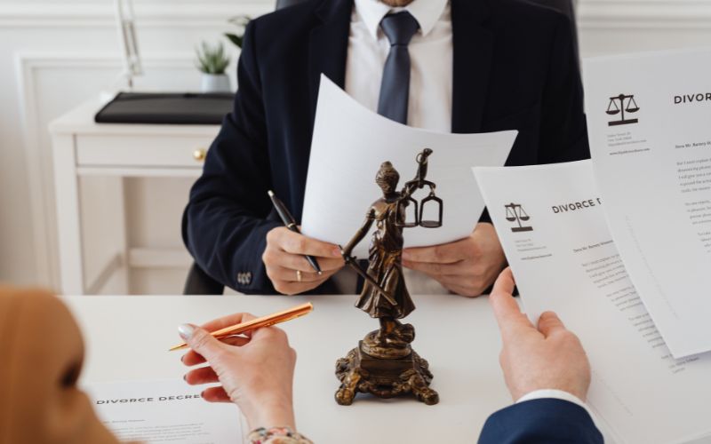 Báo Cáo Lao Động 6 Tháng Cuối Năm 2023: Cập Nhật Tình Hình Lao Động Doanh Nghiệp