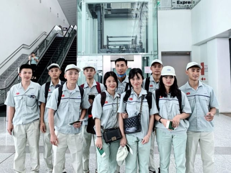 Có mấy hình thức xuất khẩu lao động hiện nay?