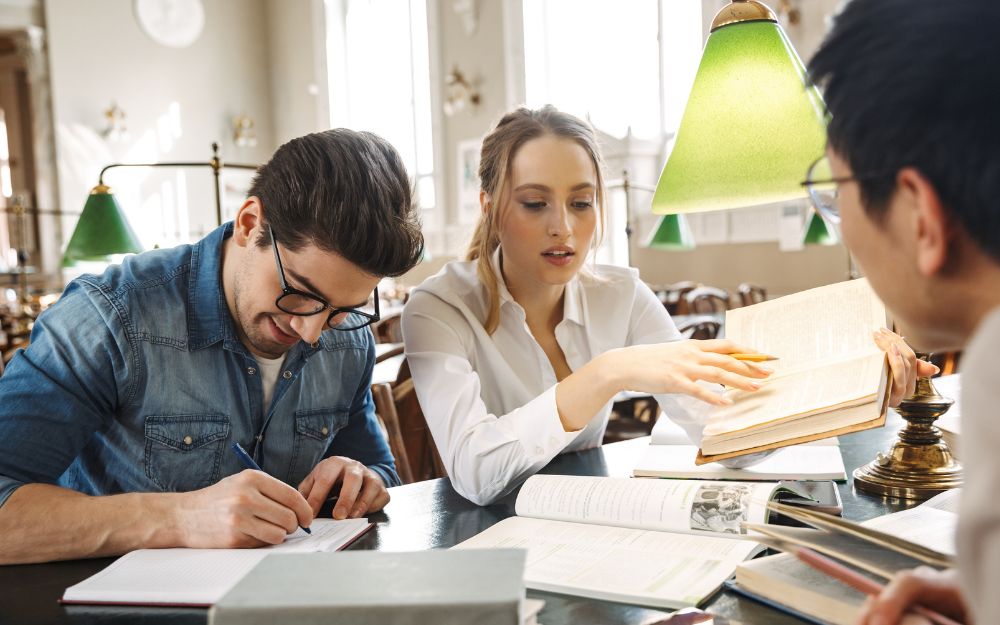 Mức Phạt Cho Giáo Viên Không Đăng Ký Kinh Doanh